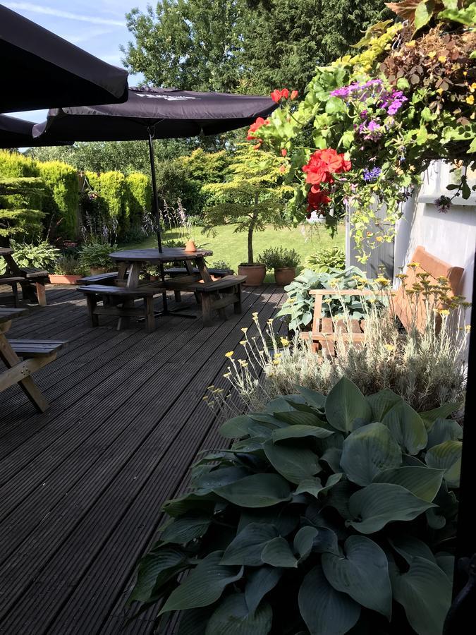 The New Court Inn Usk Exteriér fotografie